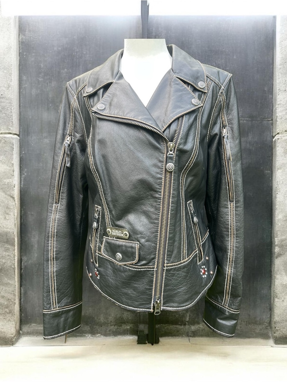 Harley-Davidson Black Leather Ladies Moto Jacket,  Contrast Stitching, Size M